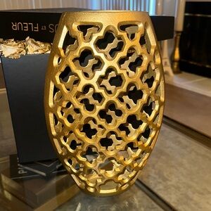 Elegant Gold Decorative Vase
